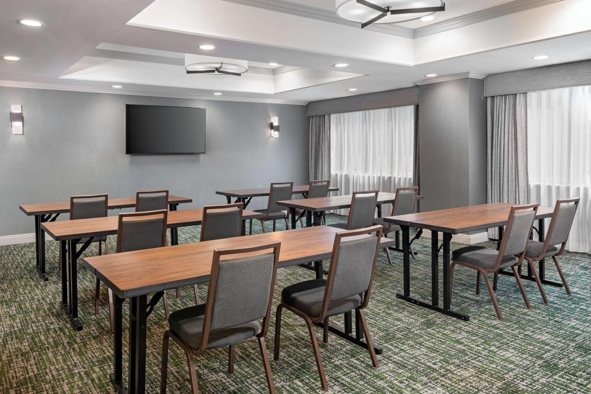 Hampton Inn Hartford Airport Windsor Locks Zewnętrze zdjęcie